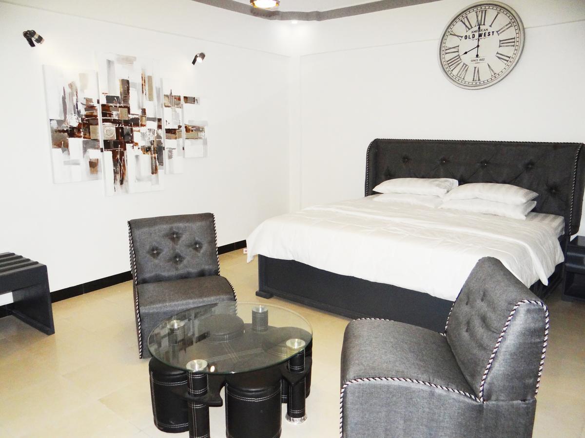 Econo Lodge Dar-es-Salaam Eksteriør bilde