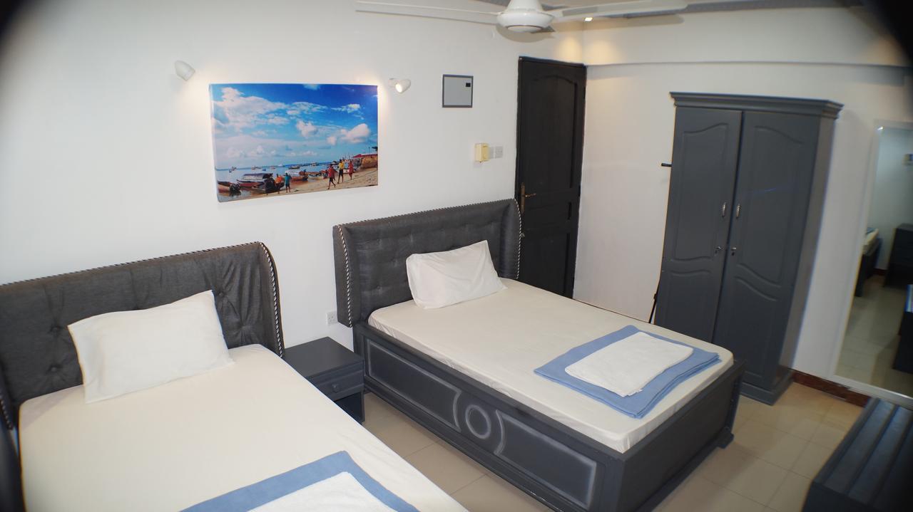 Econo Lodge Dar-es-Salaam Eksteriør bilde